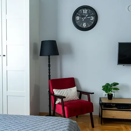 Appealing Close To The Old Town L Breakfast L Self Check-in