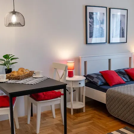 Appealing Close To The Old Town L Washing Maсhine L Self Check-in Appartamento *